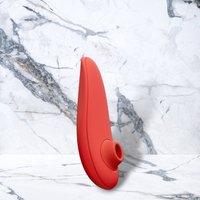 Rode Siliconen Marilyn Monroe Special Edition vibrator van Womanizer