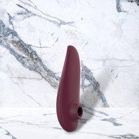 Rode Siliconen Classic 2 vibrator van Womanizer